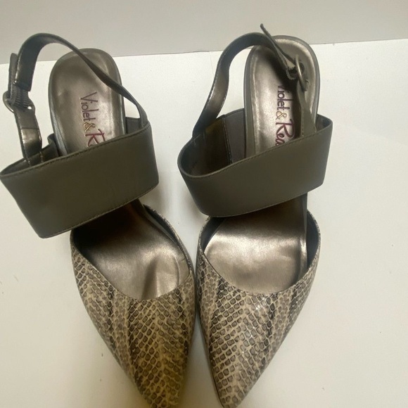 Violet Red Swing Back - Picture 1 of 11